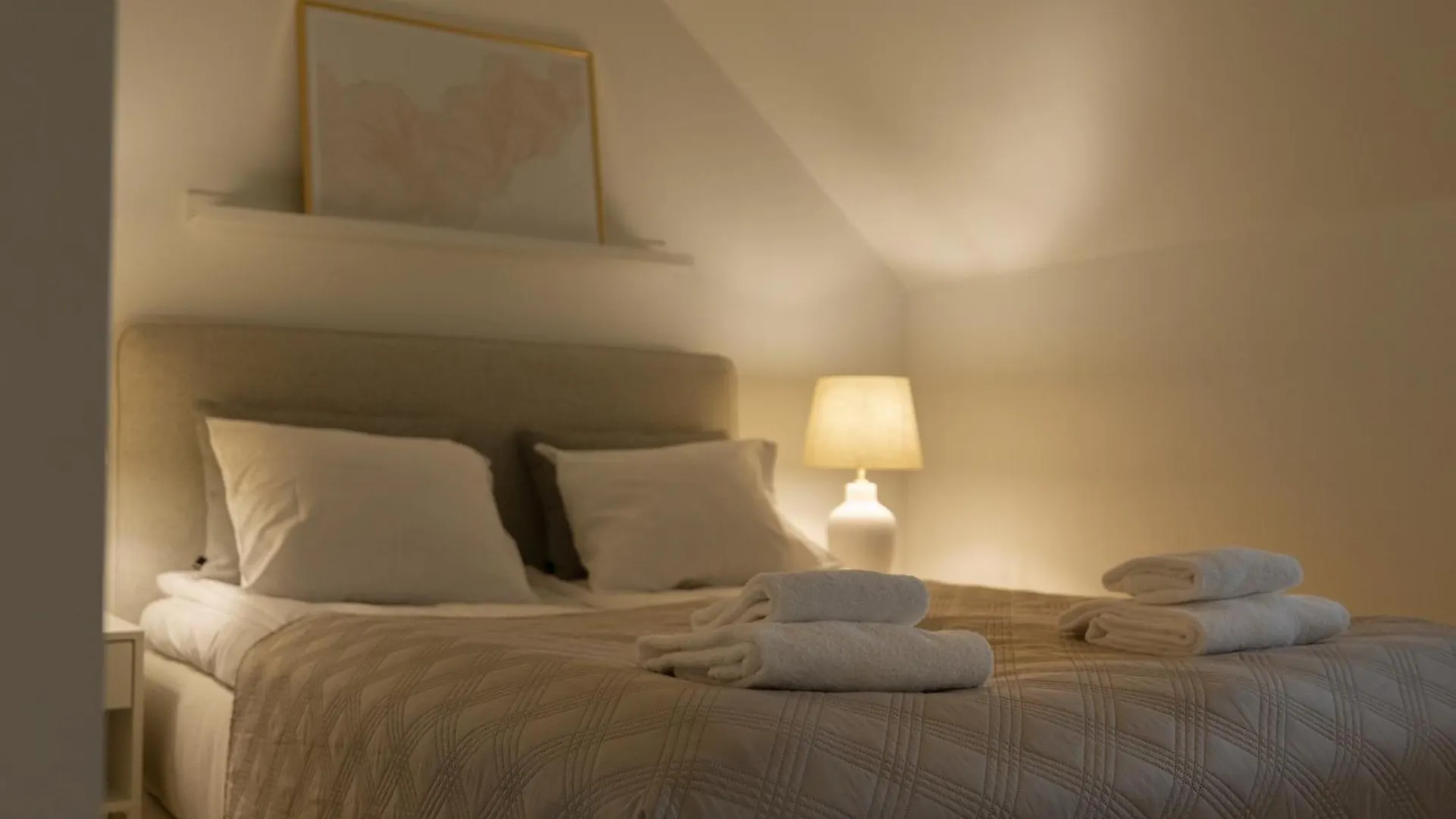 Toeoeloe Penthouse Apartments Helsinki