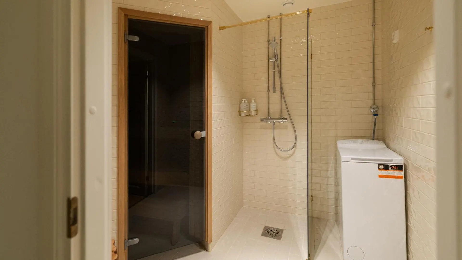 Toeoeloe Penthouse Apartments Helsinki
