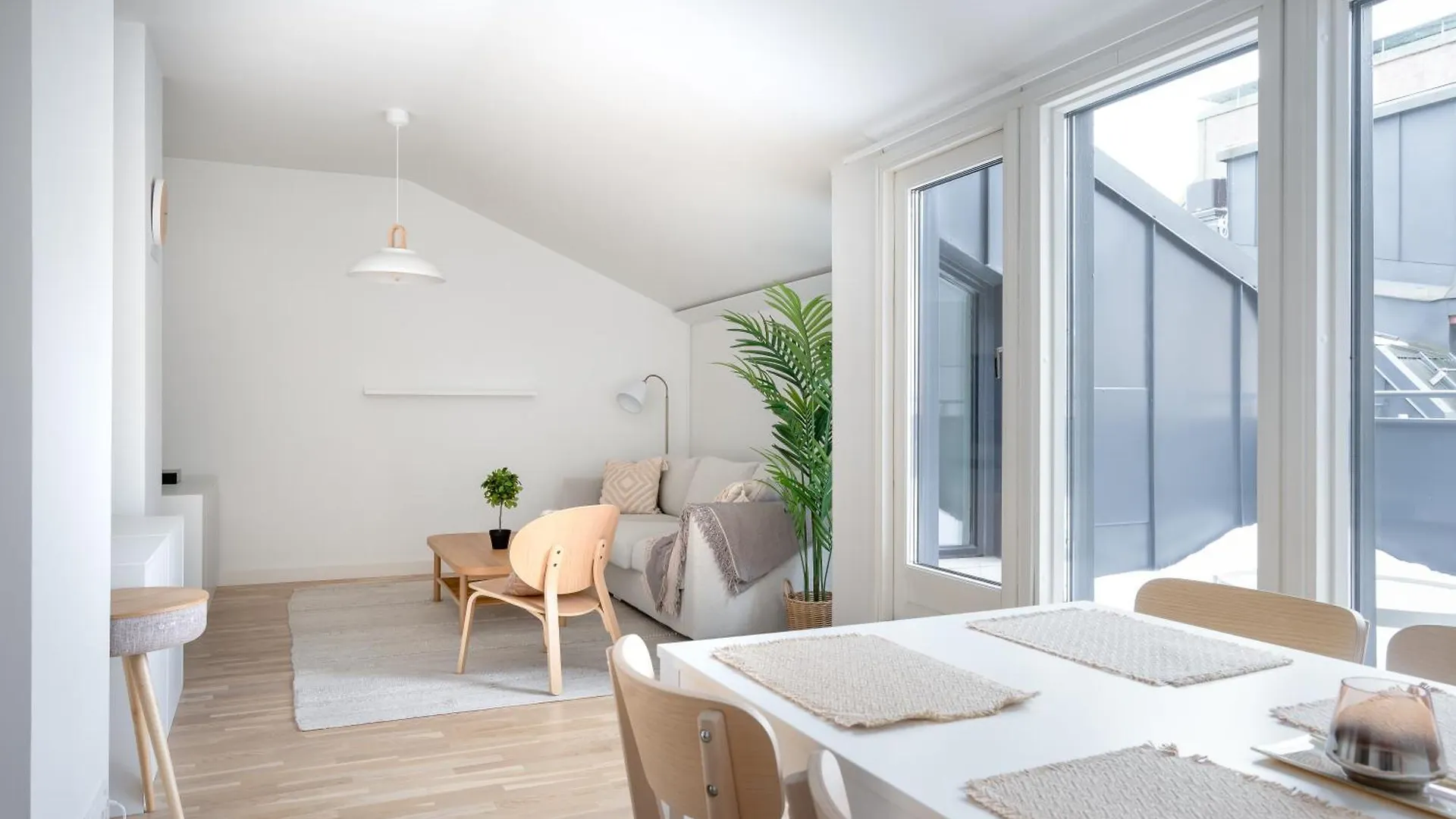 Toeoeloe Penthouse Apartments Helsinki